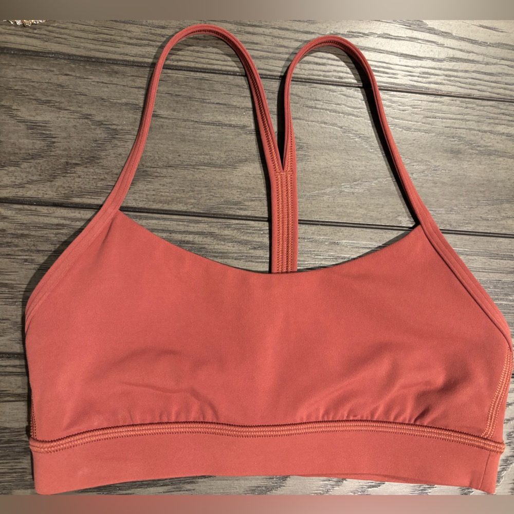 Lululemon Flow Y Bra Nulu.